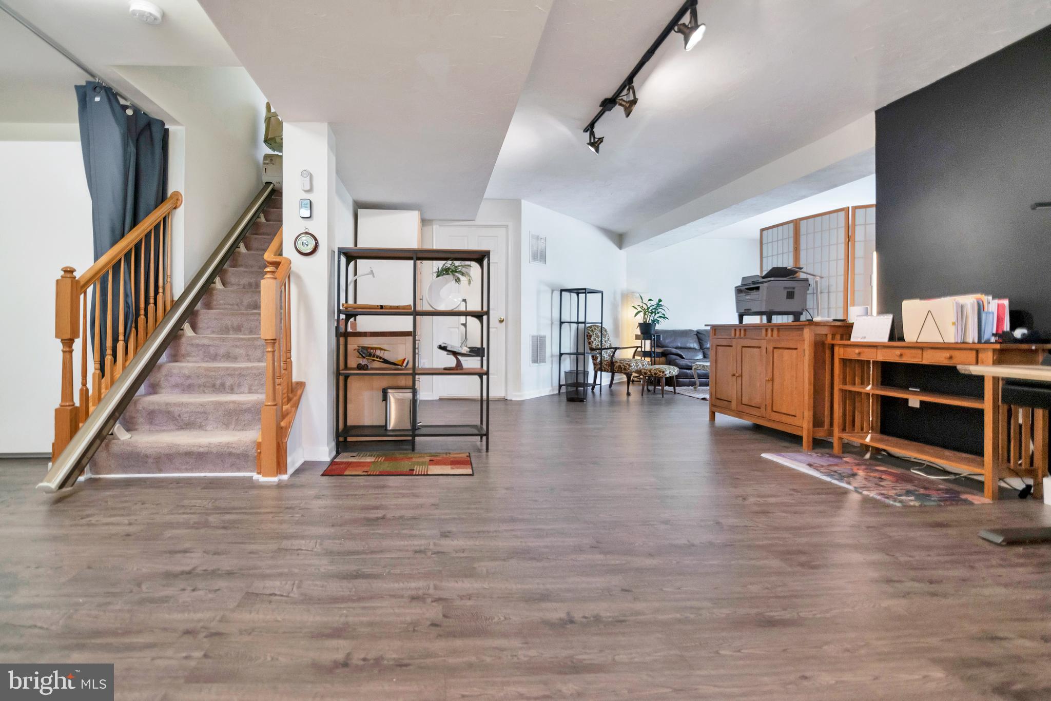 DEARBOUGHT - Residential