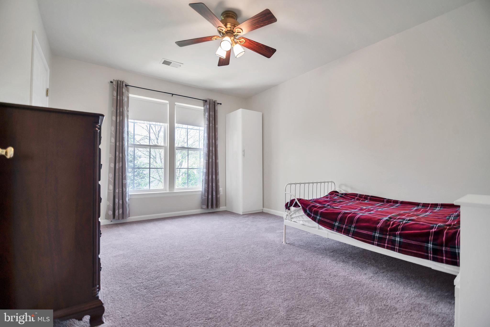 DEARBOUGHT - Residential