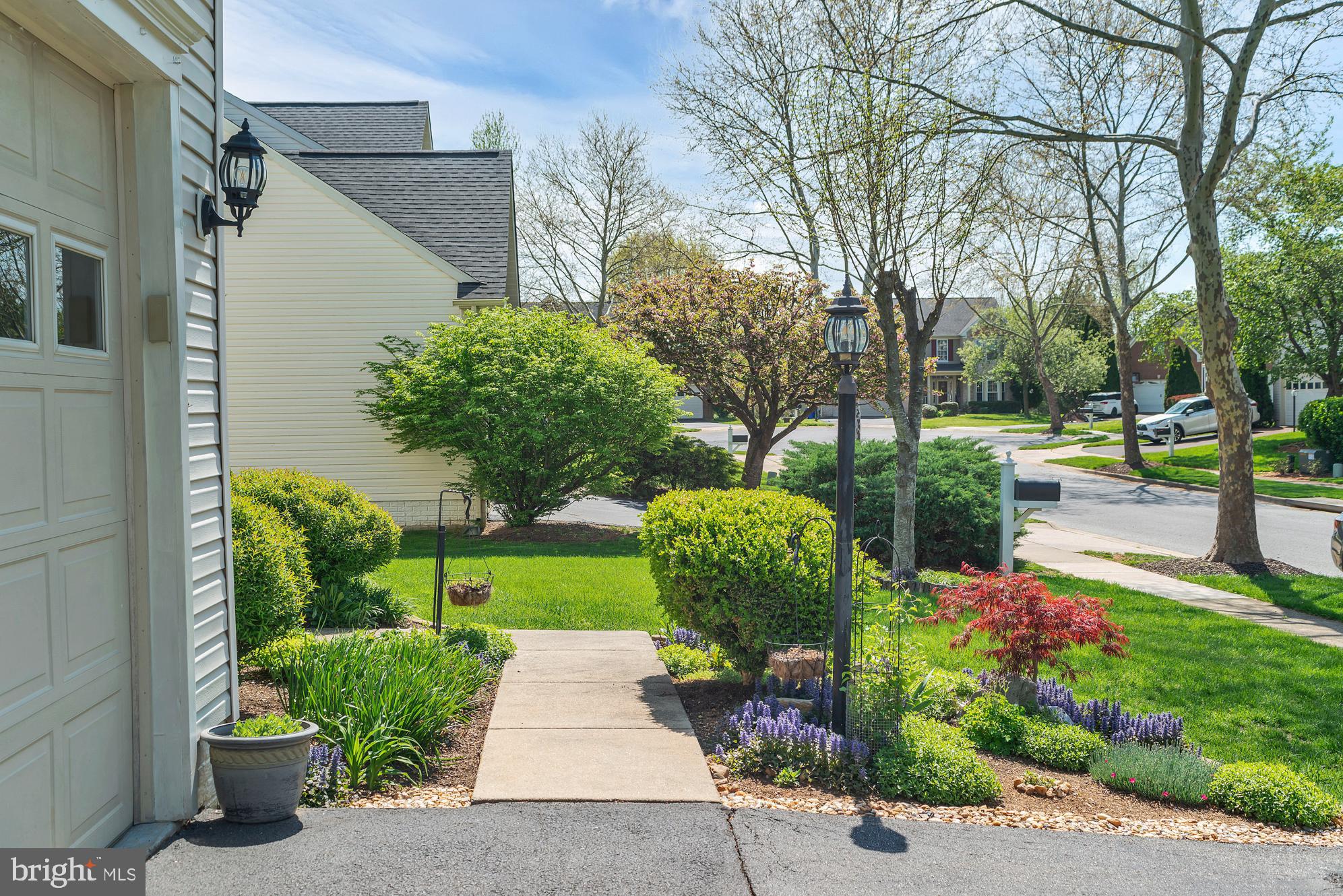 DEARBOUGHT - Residential