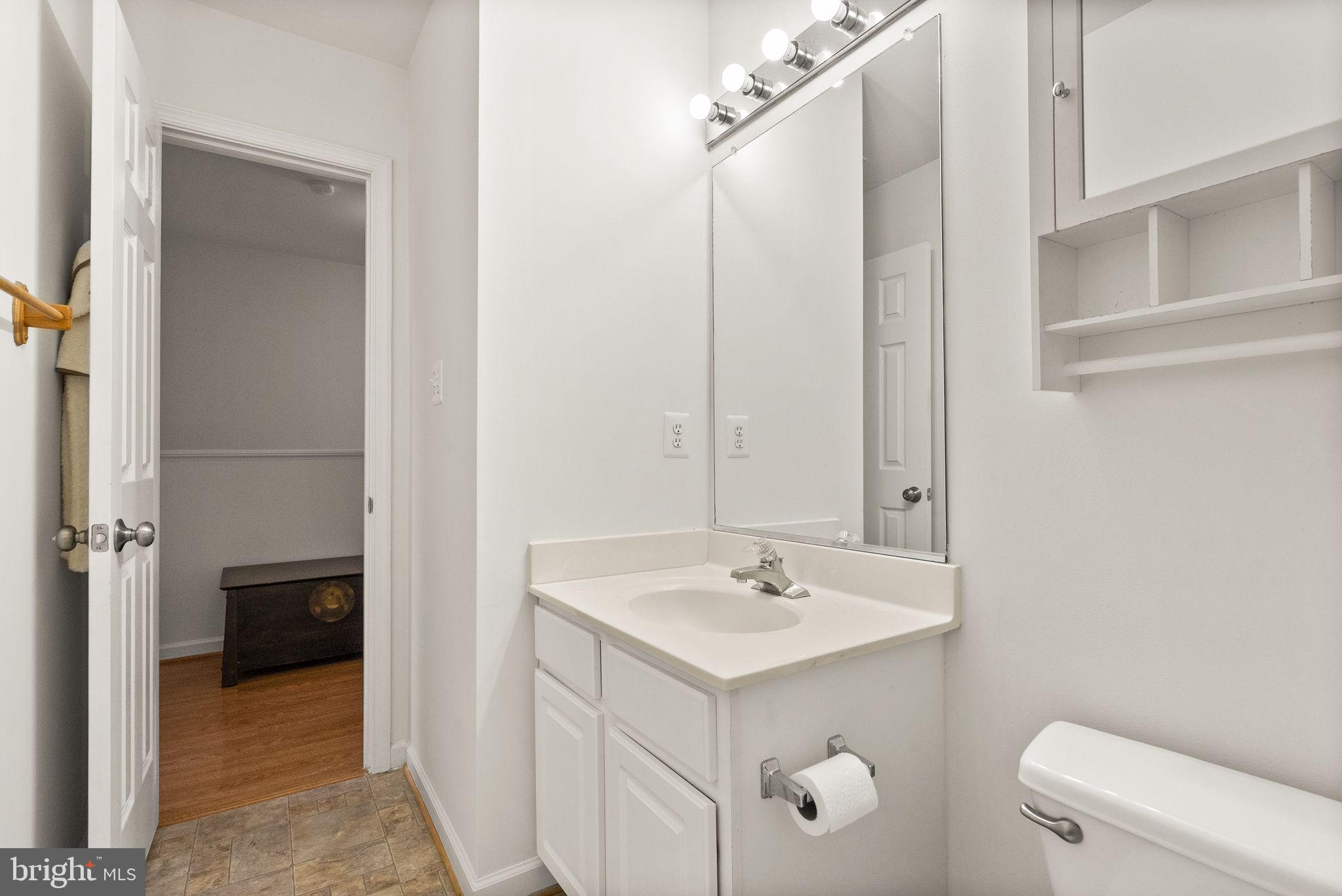 TOWNES OF VANDERBILT - Residential