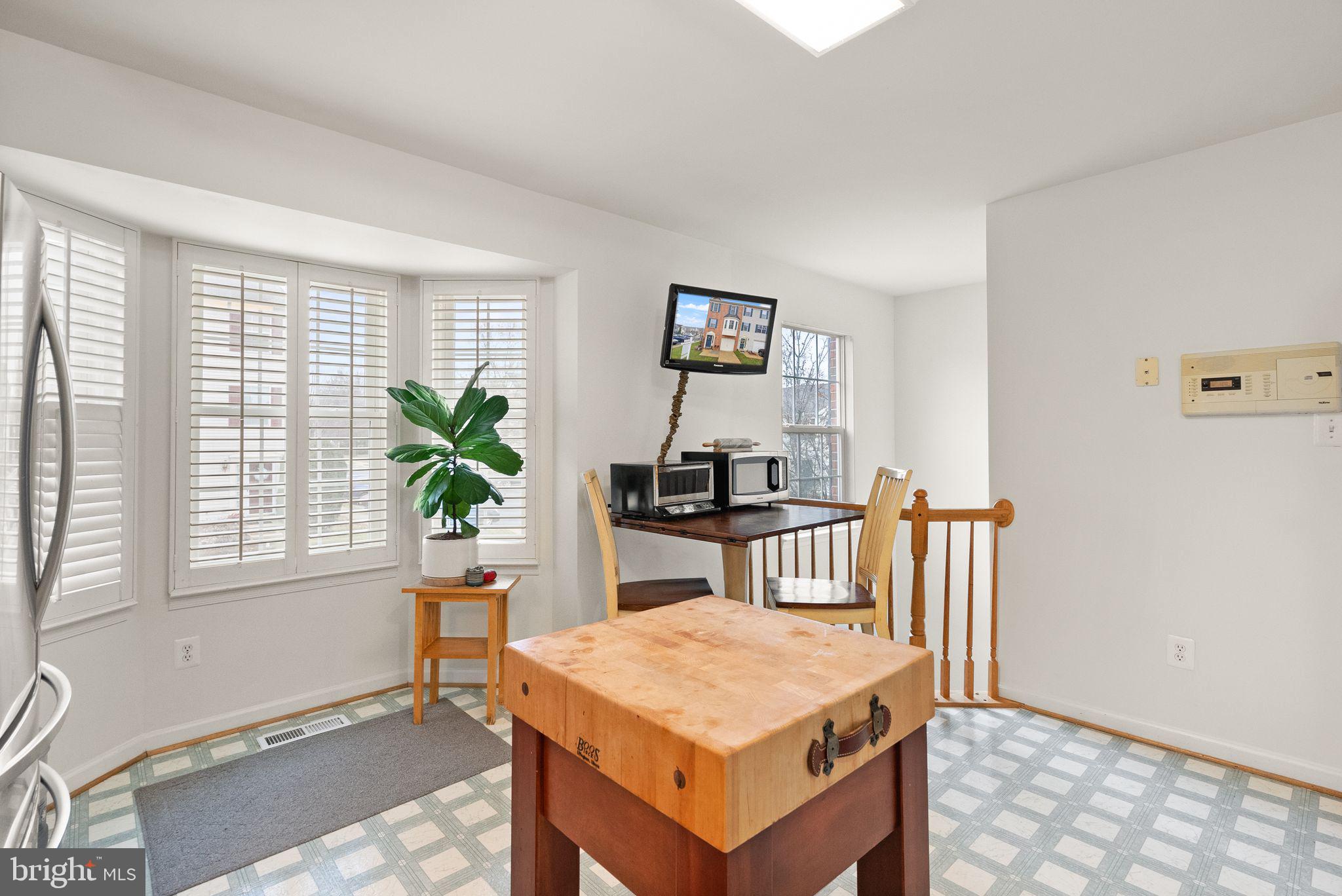 TOWNES OF VANDERBILT - Residential