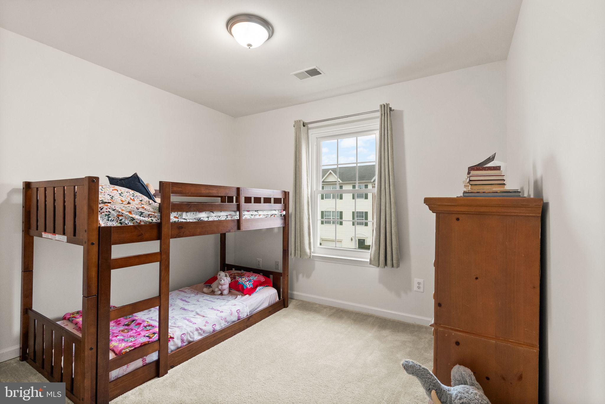 TOWNES OF VANDERBILT - Residential