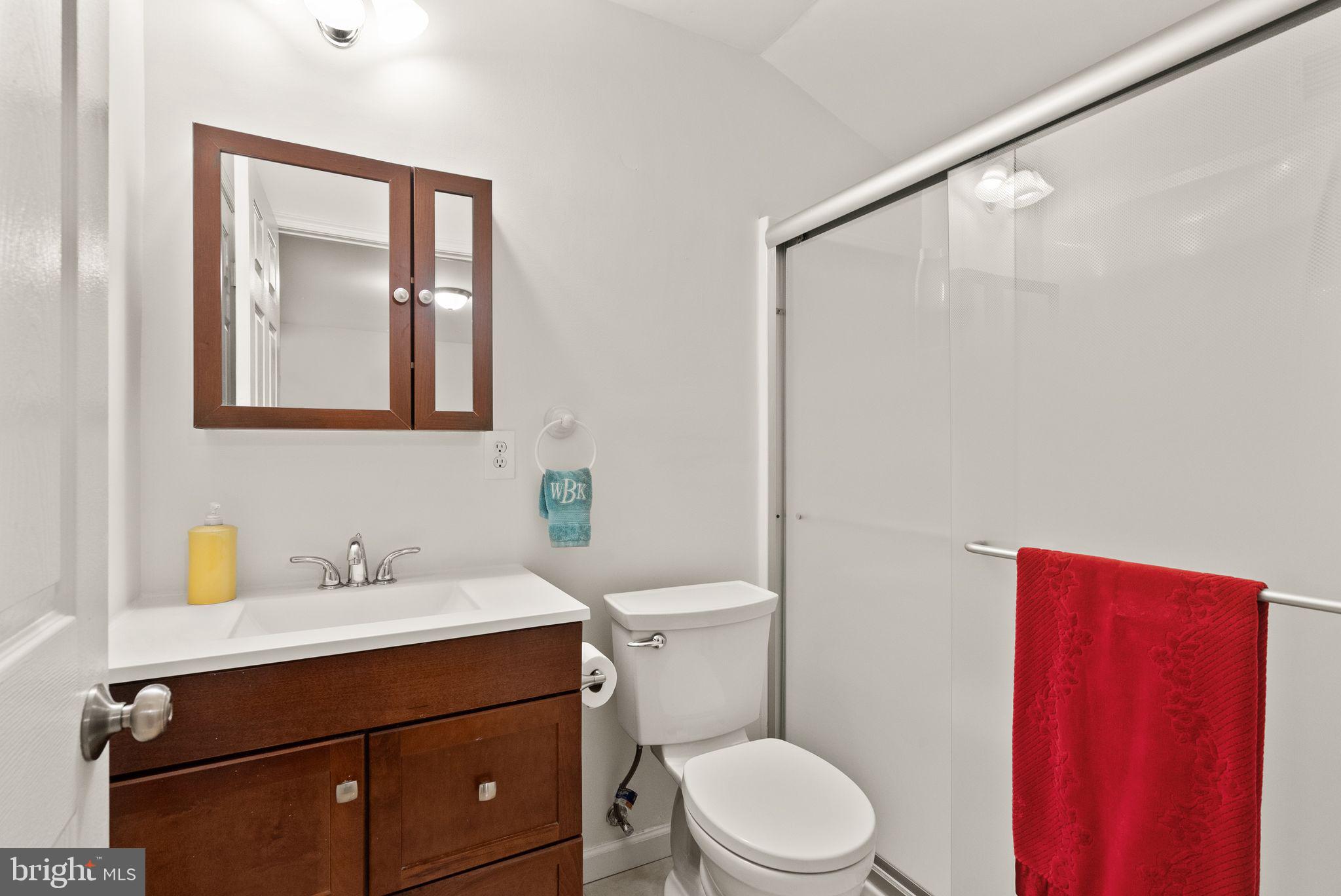 TOWNES OF VANDERBILT - Residential