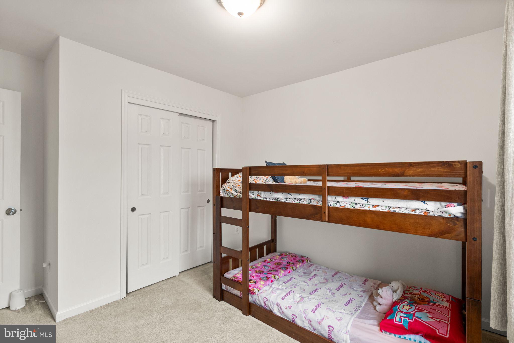 TOWNES OF VANDERBILT - Residential