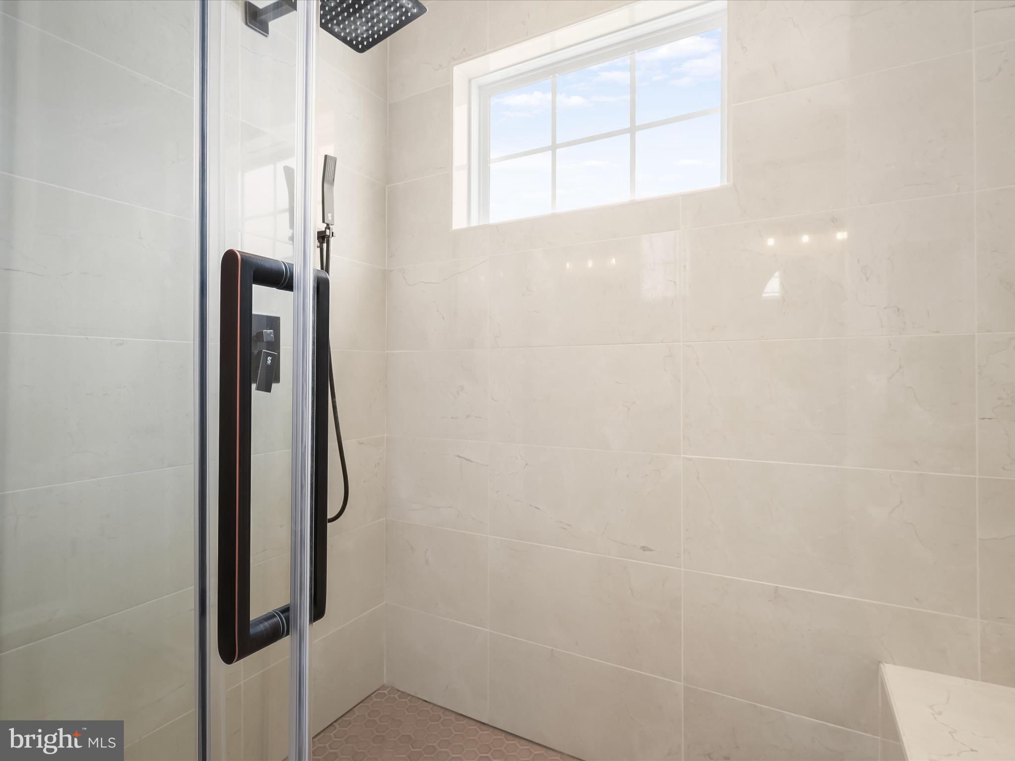 MAYFAIR - Residential