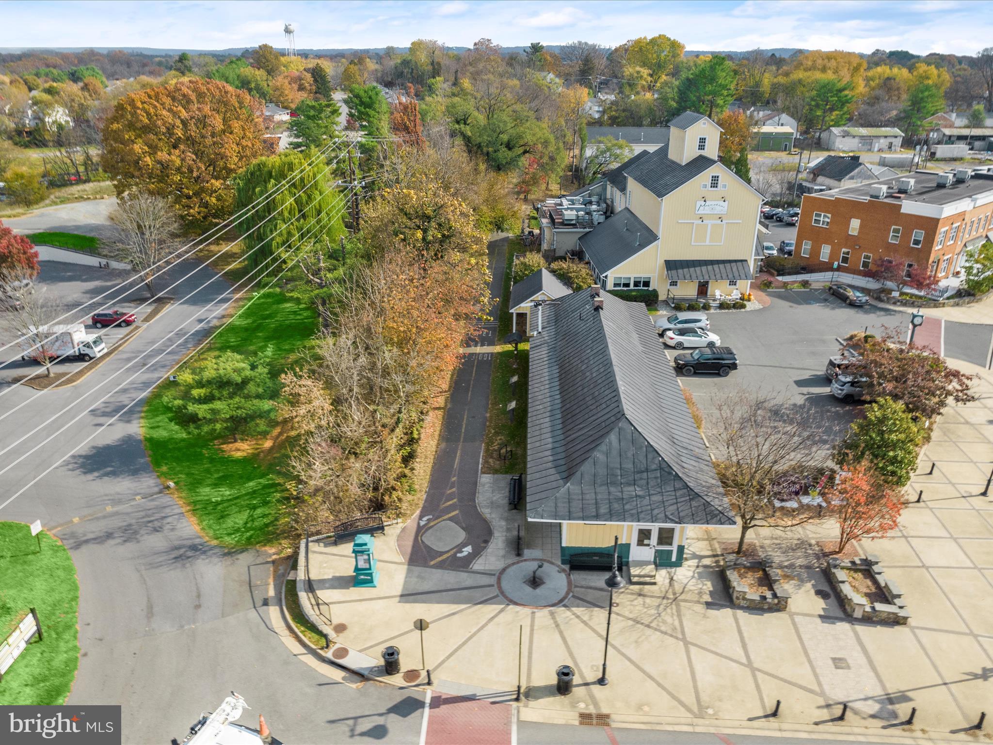 MAYFAIR - Residential