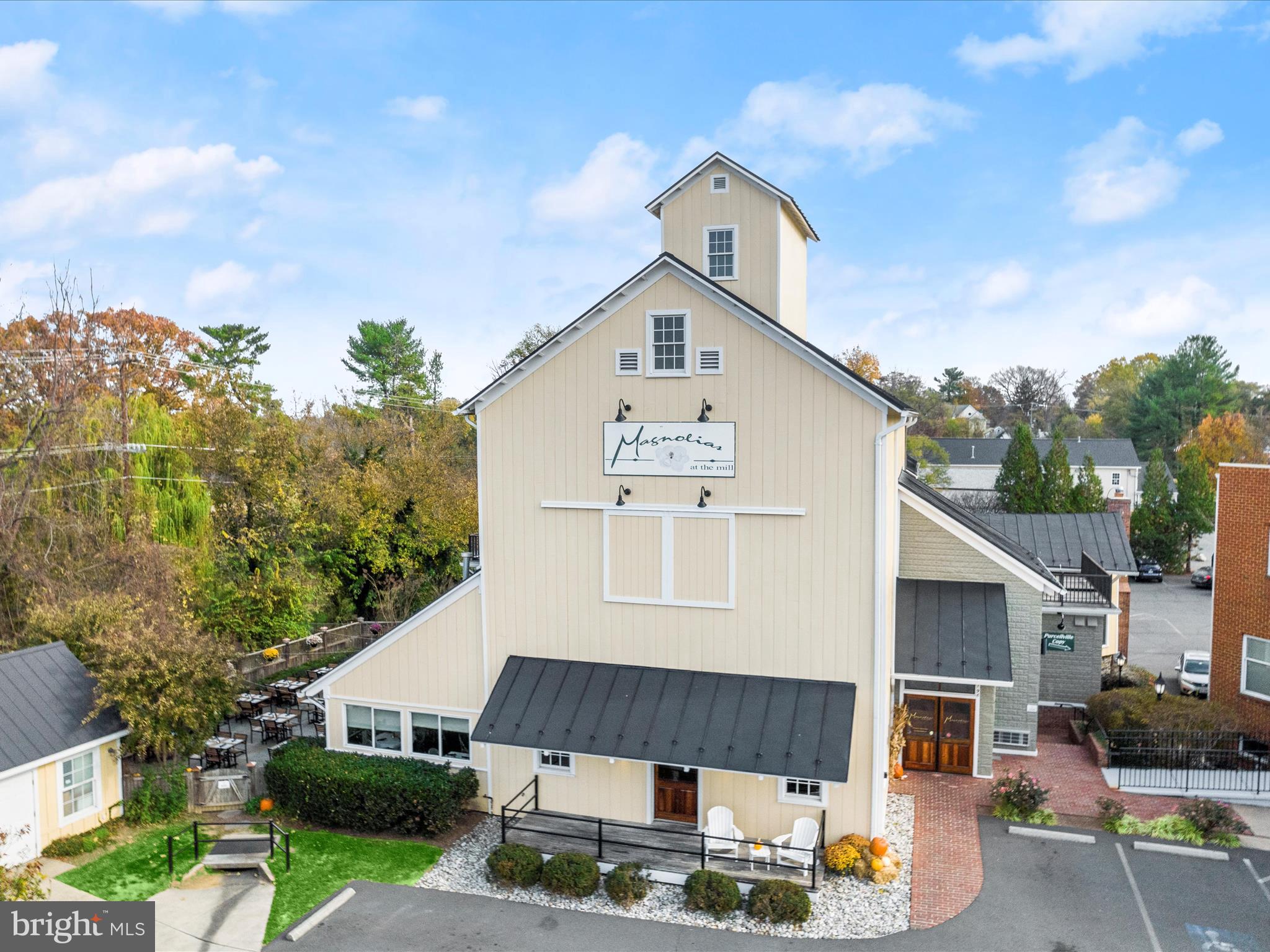 MAYFAIR - Residential