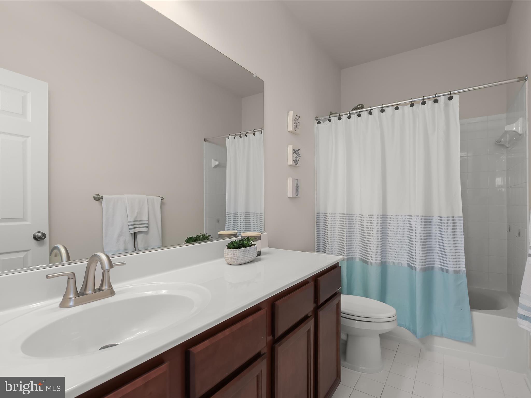 MAYFAIR - Residential