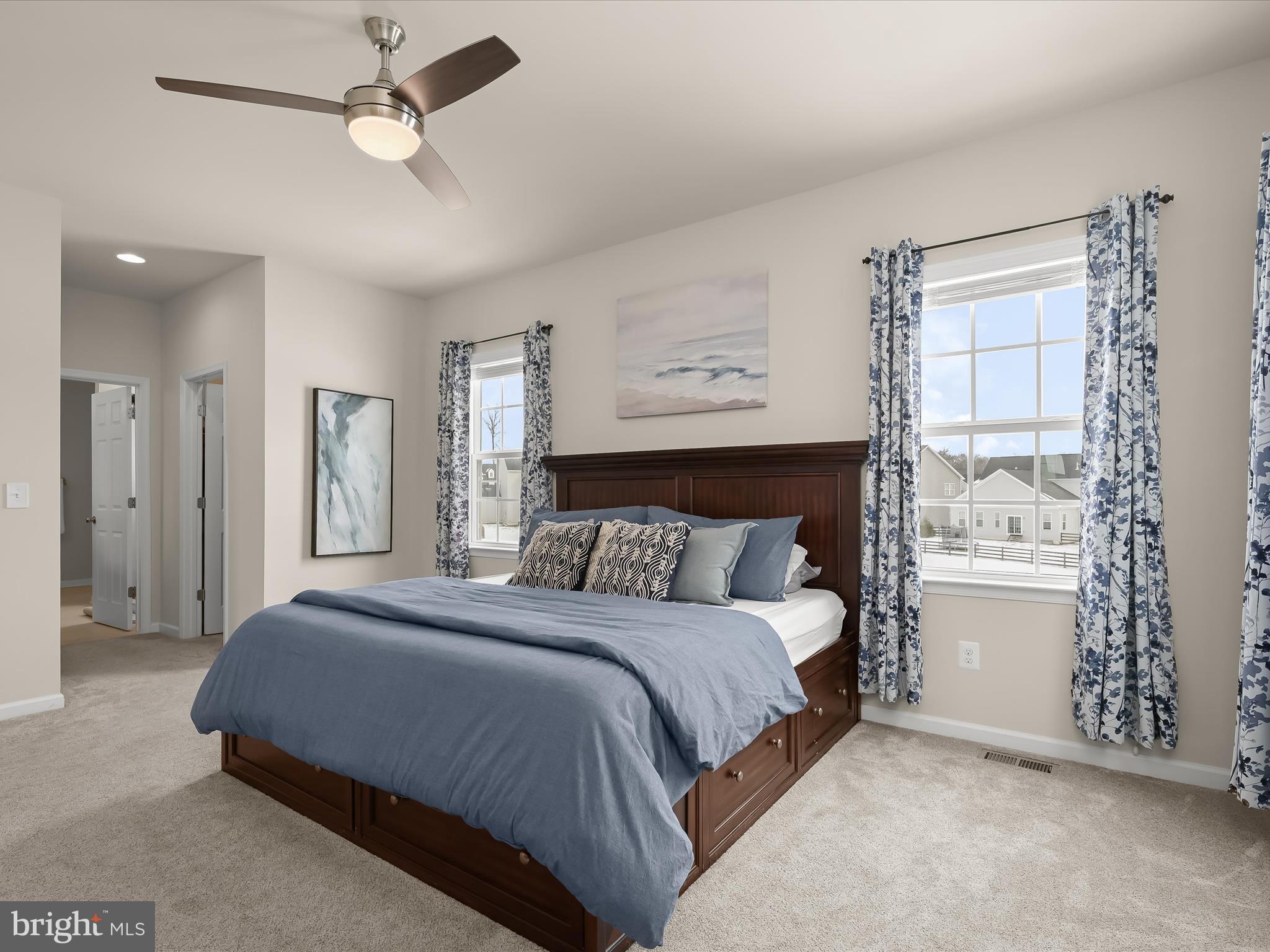 MAYFAIR - Residential