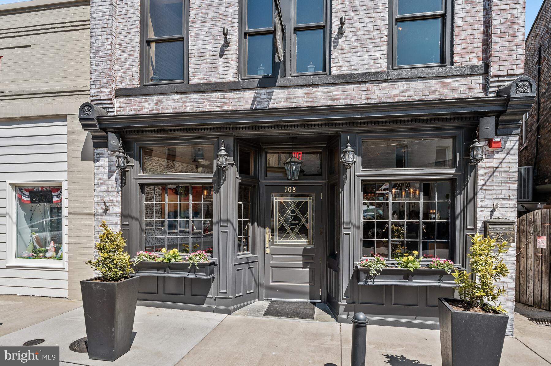 MAYFAIR - Residential