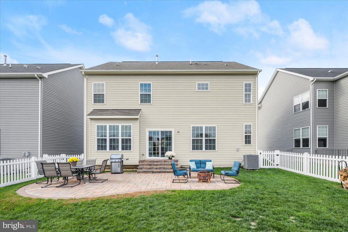 MAYFAIR - Residential