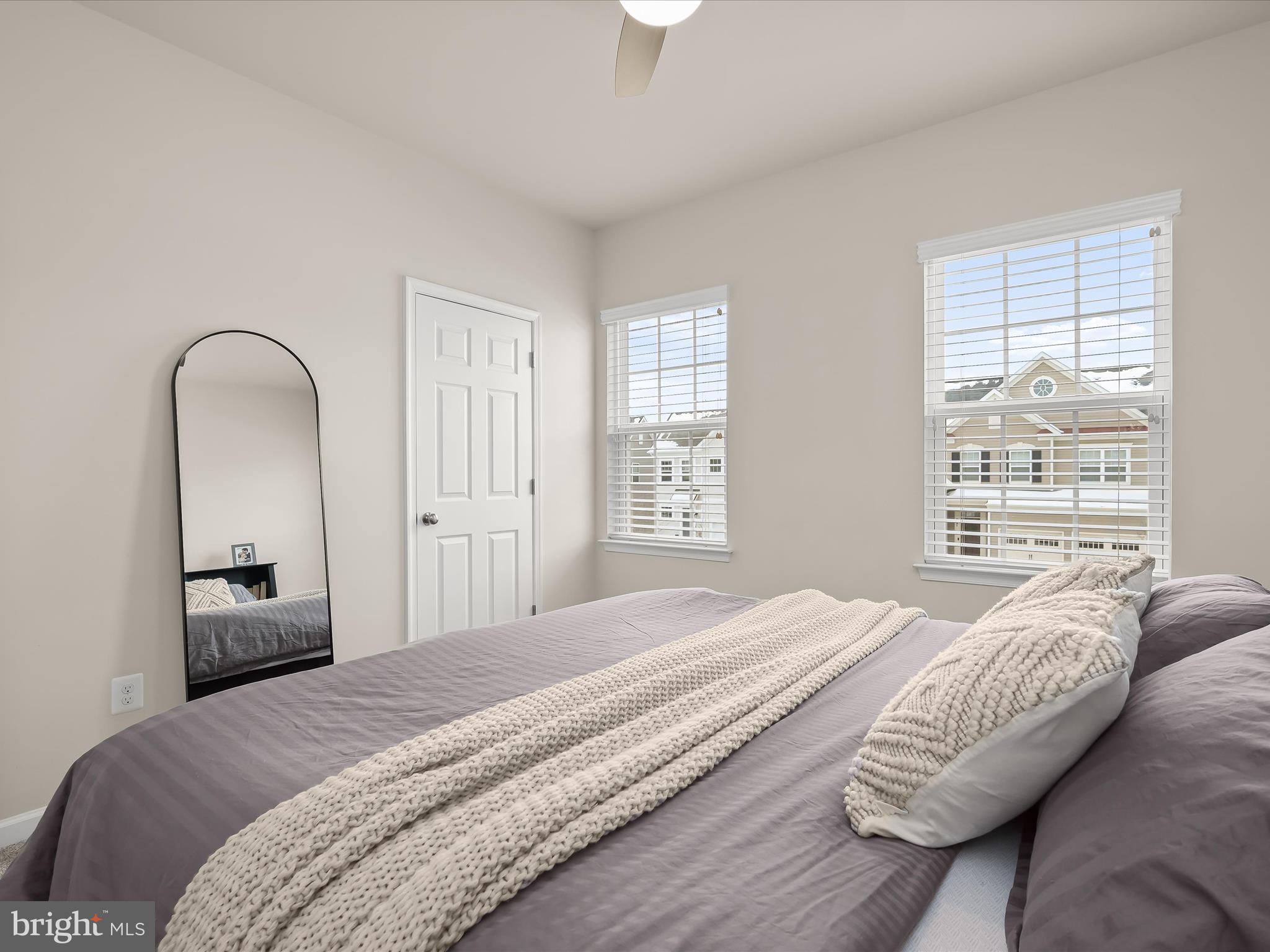 MAYFAIR - Residential