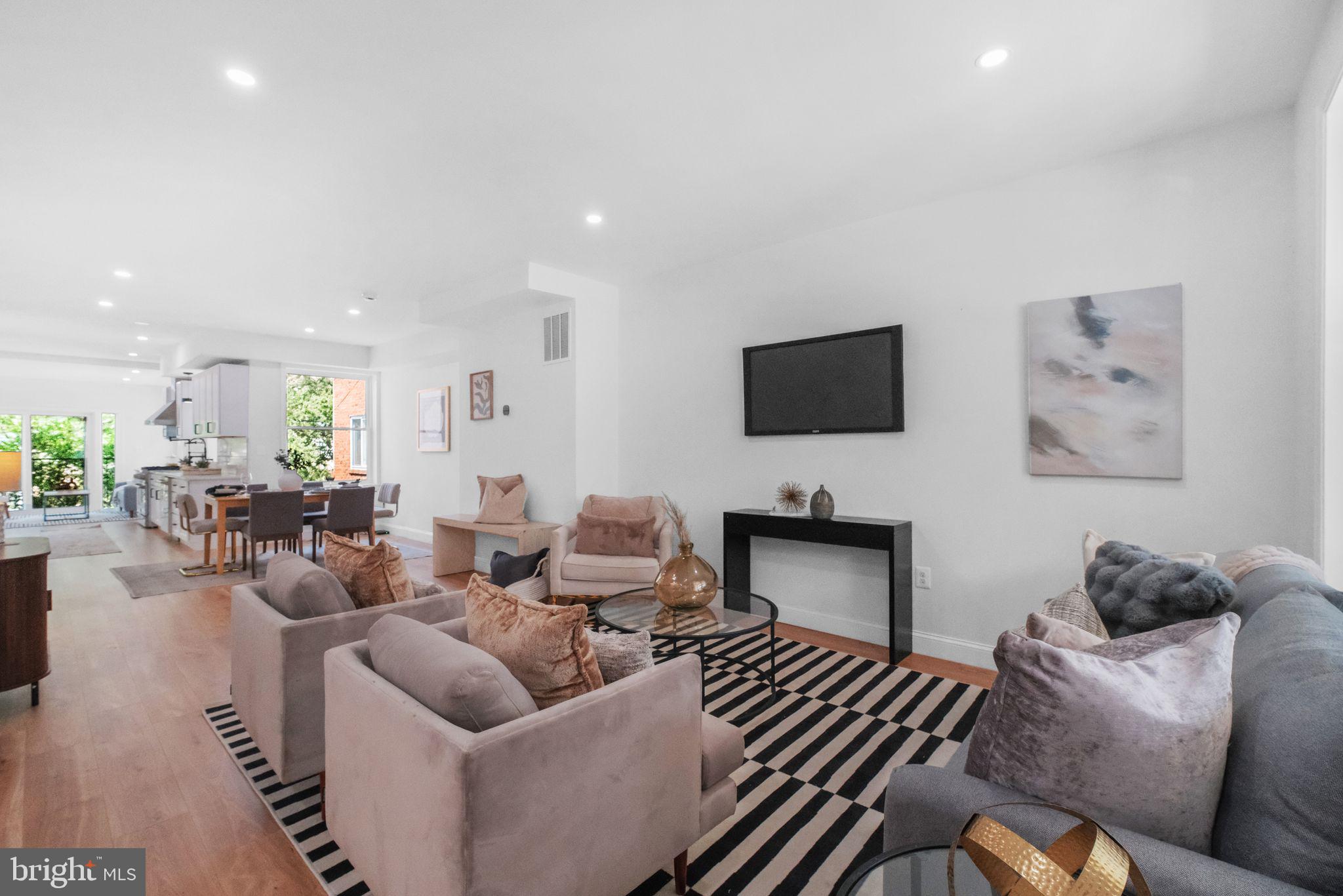 1417 MERIDIAN PLACE NW