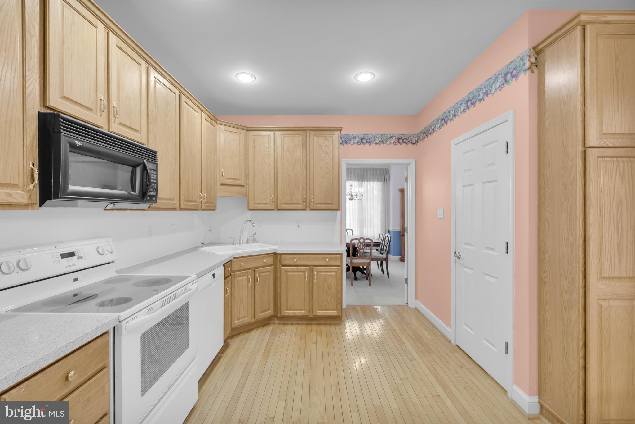 VILLAS AT TREXLER PK - Residential