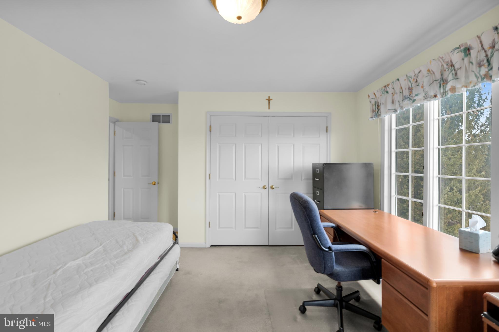 VILLAS AT TREXLER PK - Residential