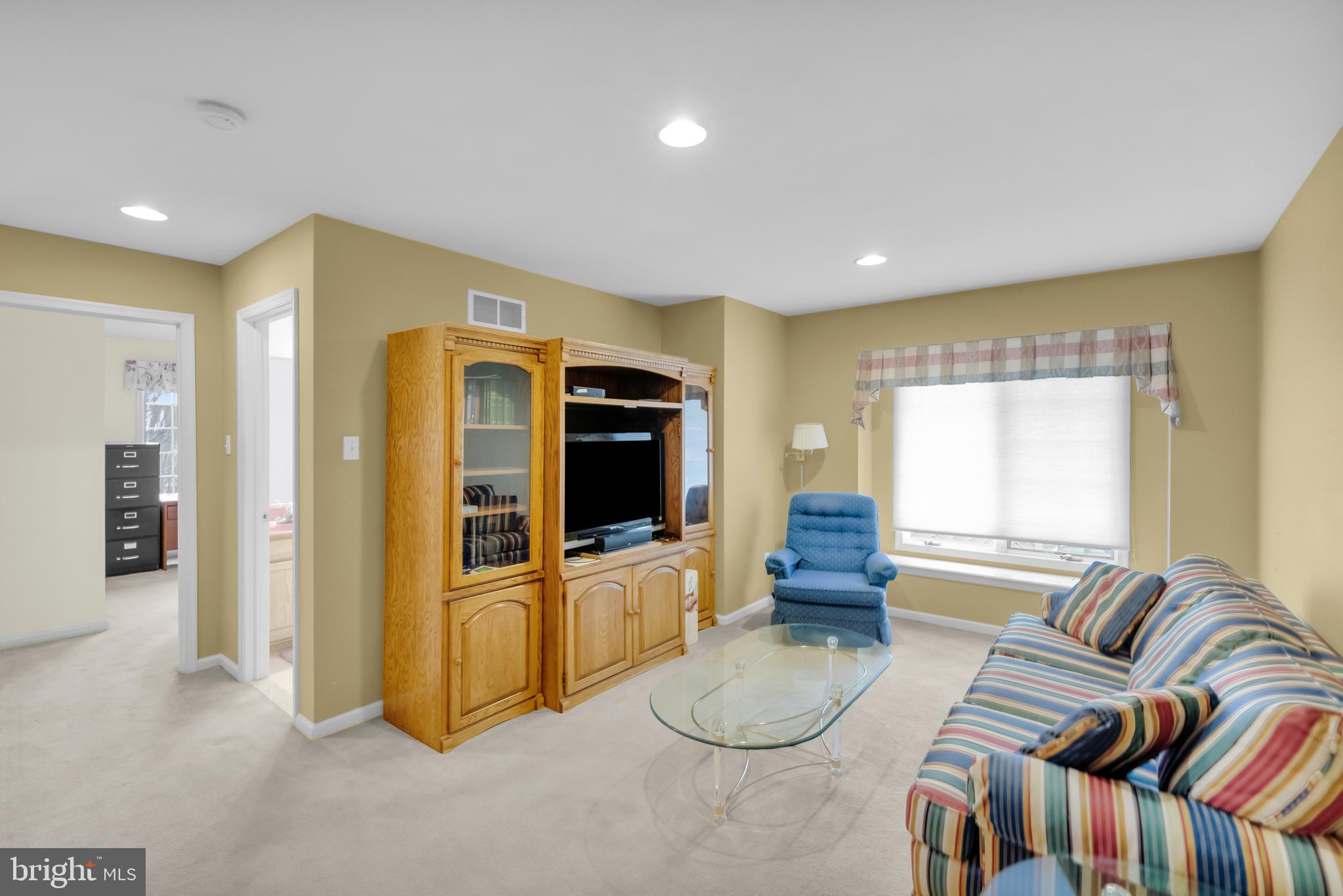 VILLAS AT TREXLER PK - Residential