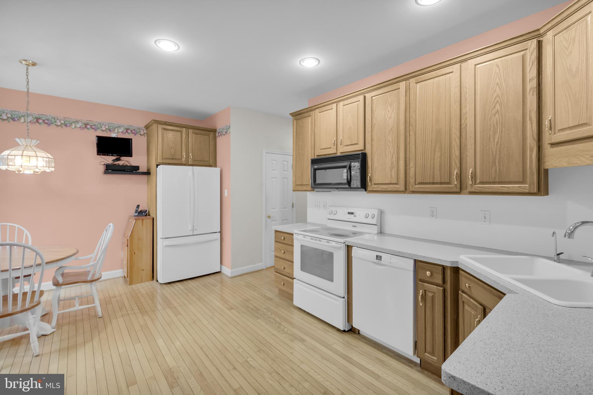 VILLAS AT TREXLER PK - Residential