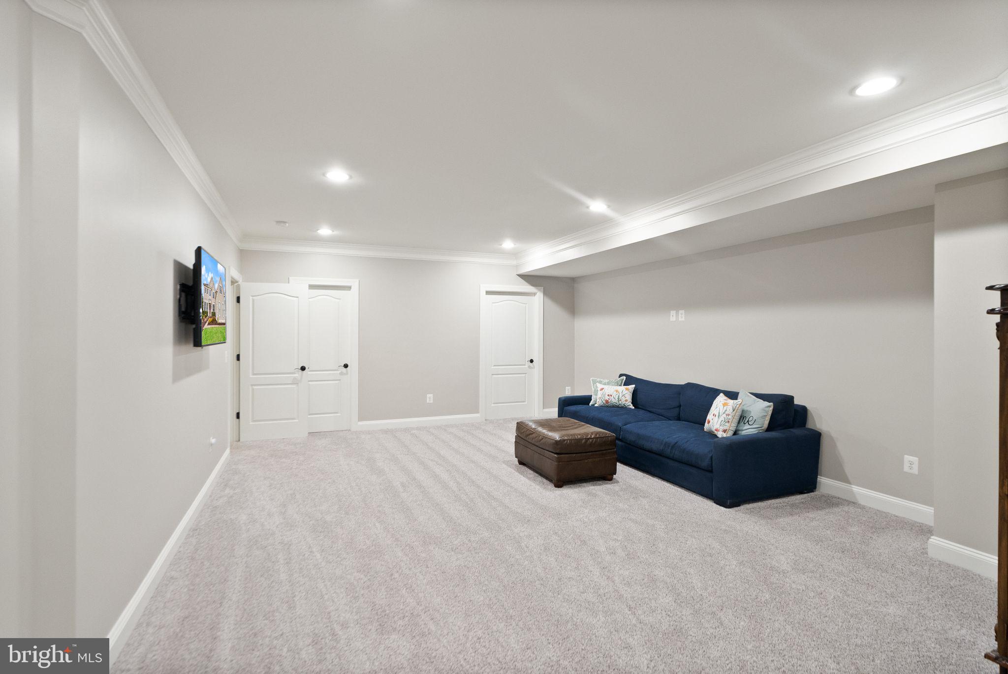 DOMINION VALLEY COUNTRY CLUB - Residential