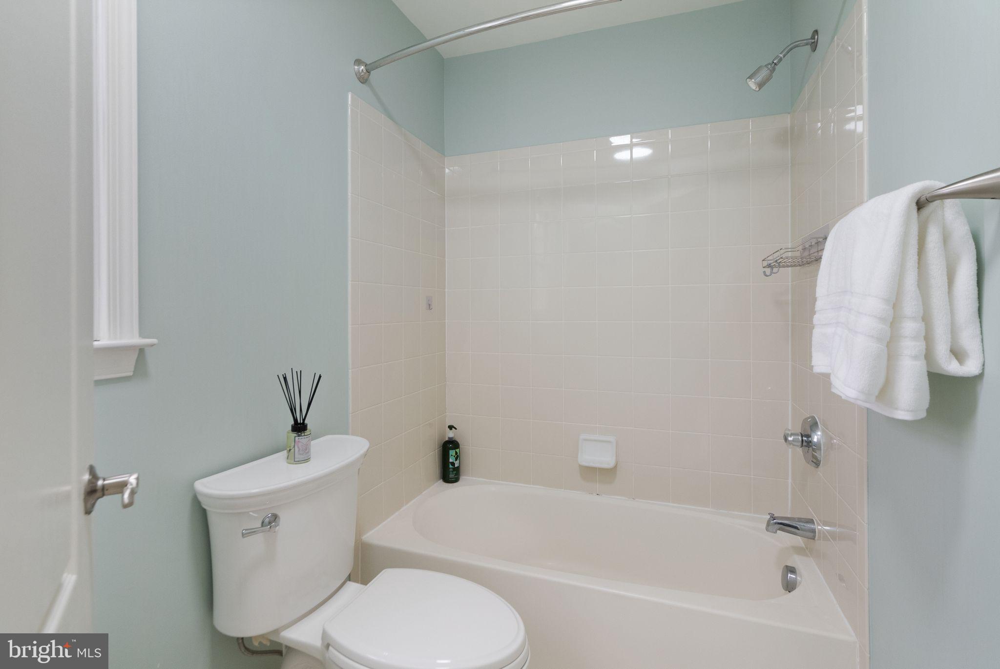 DOMINION VALLEY COUNTRY CLUB - Residential