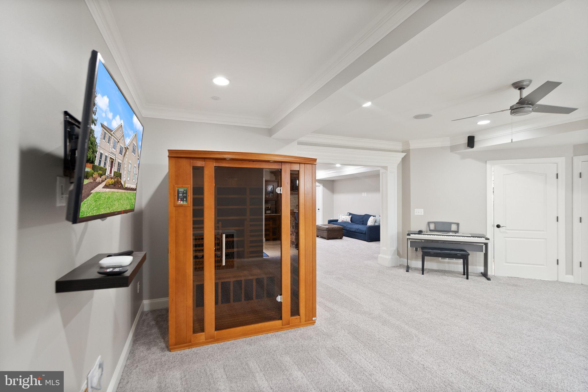 DOMINION VALLEY COUNTRY CLUB - Residential