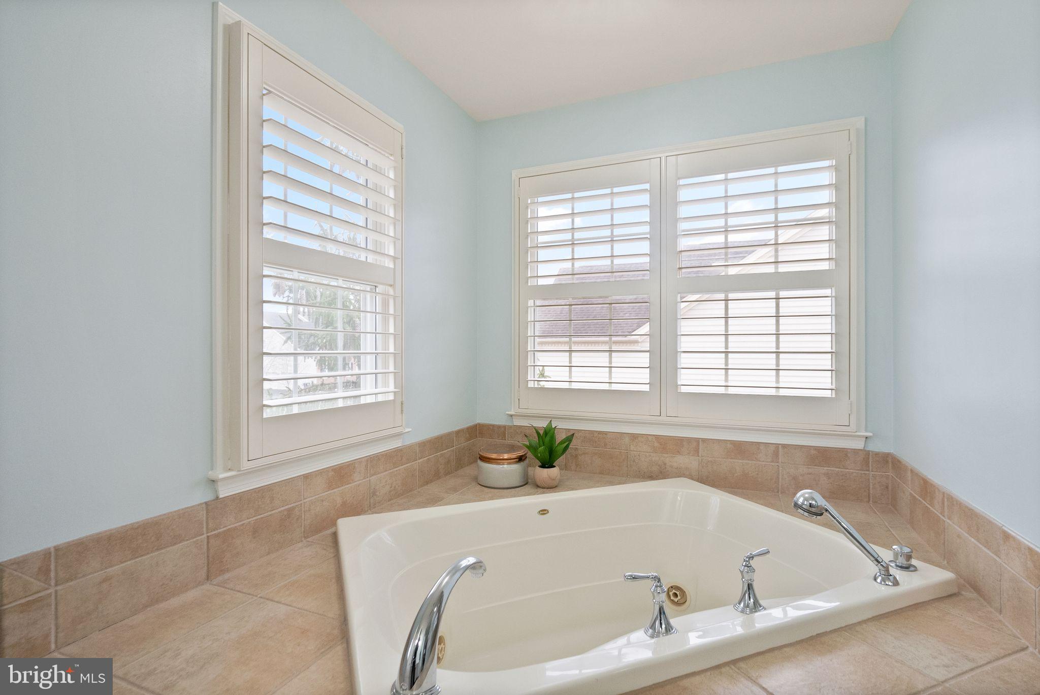 DOMINION VALLEY COUNTRY CLUB - Residential