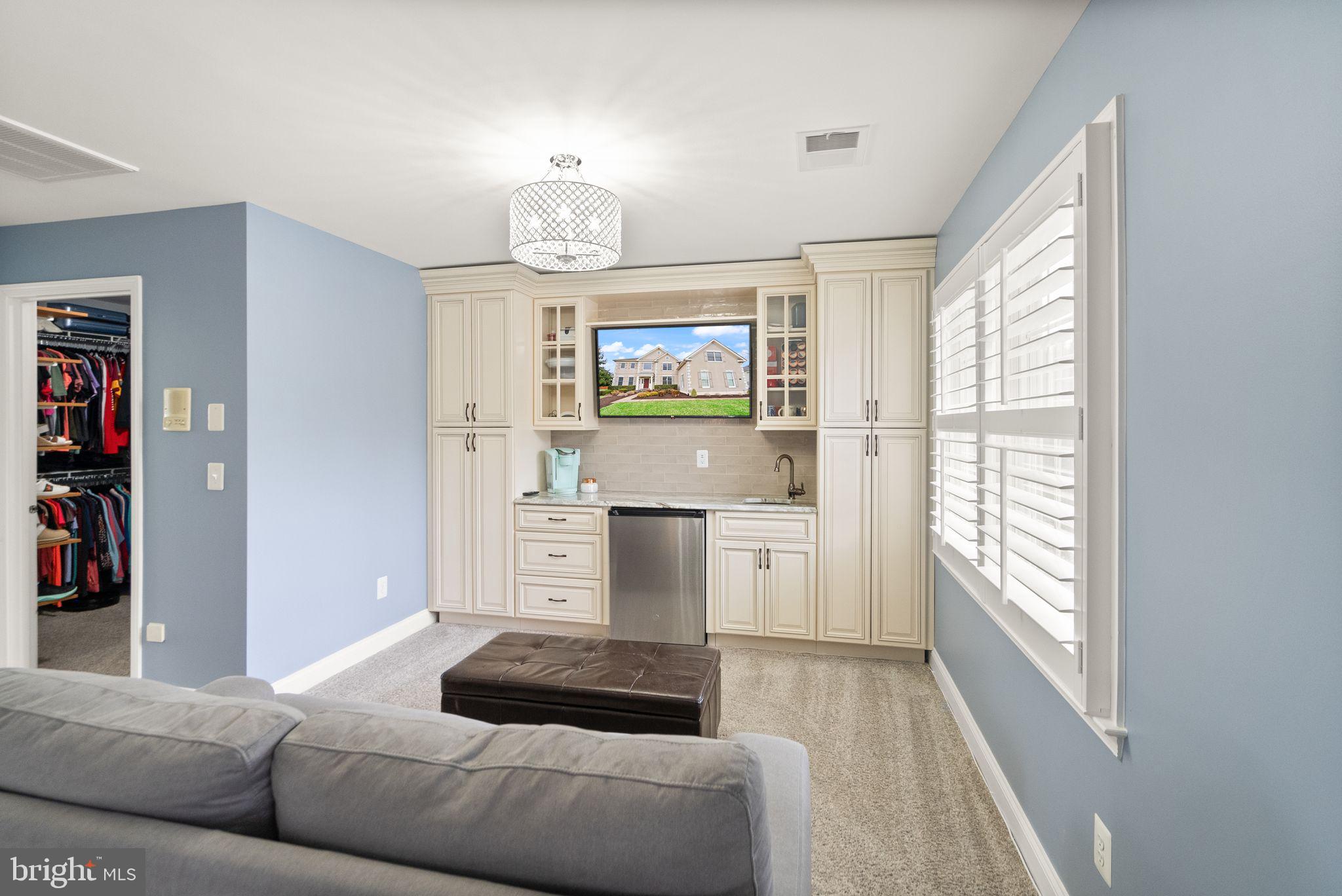 DOMINION VALLEY COUNTRY CLUB - Residential