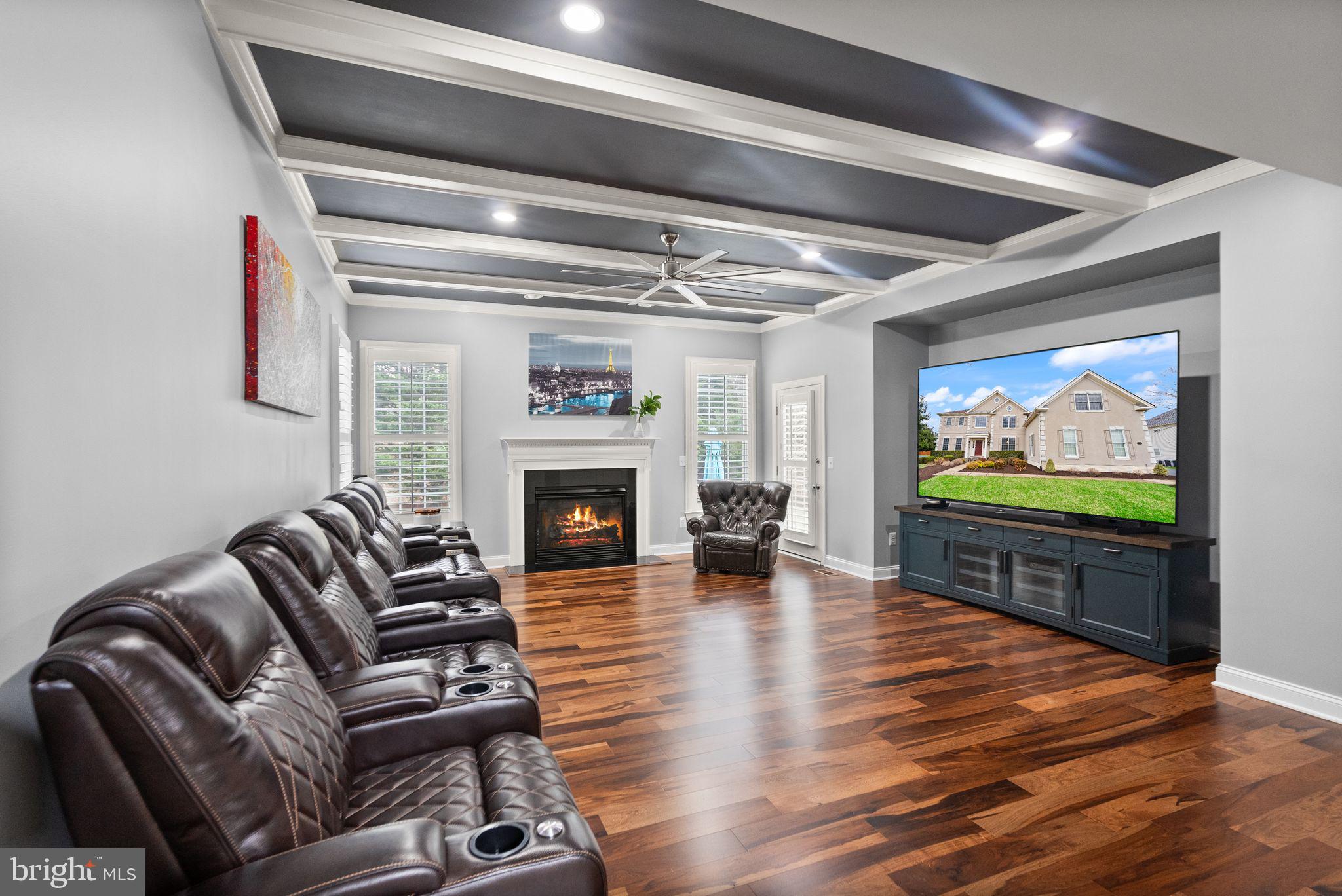 DOMINION VALLEY COUNTRY CLUB - Residential