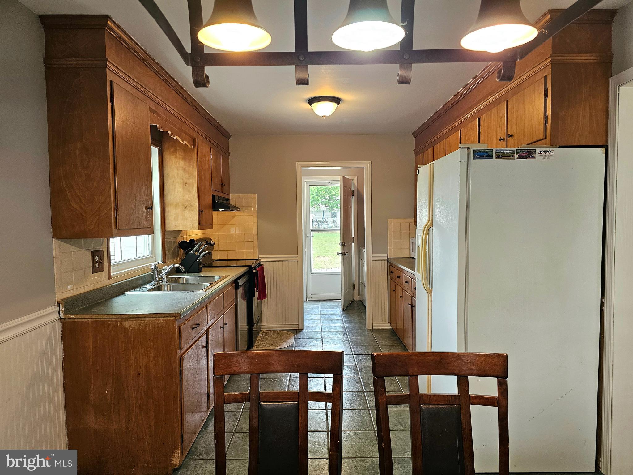 MT HERMON MANOR - Residential