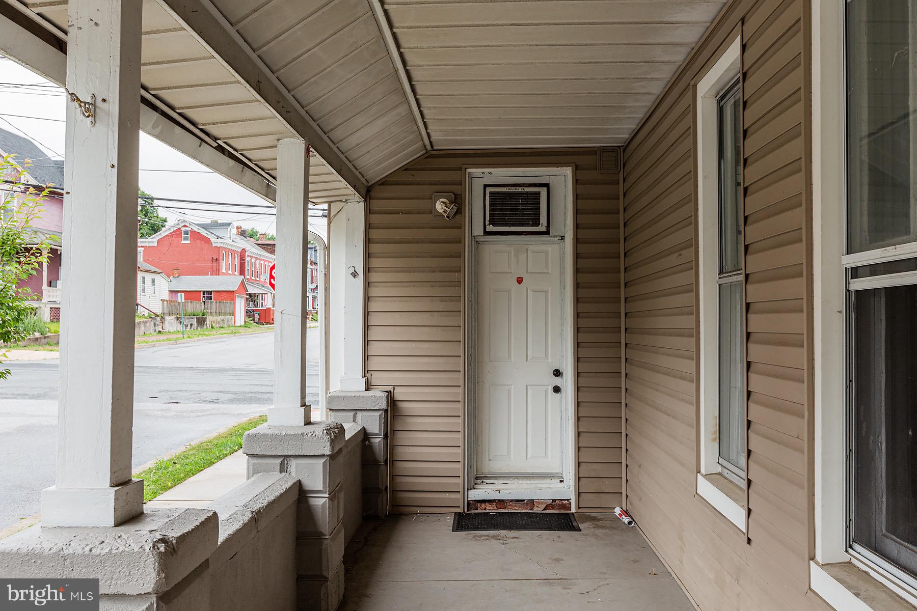 COLUMBIA - Residential Income