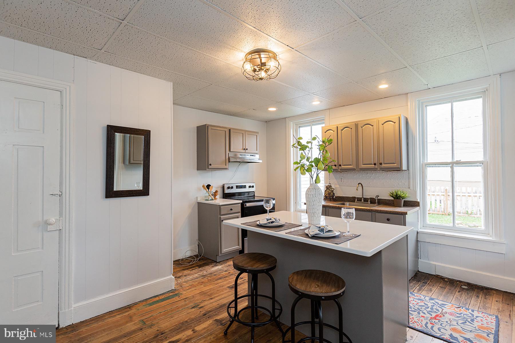 COLUMBIA - Residential Income