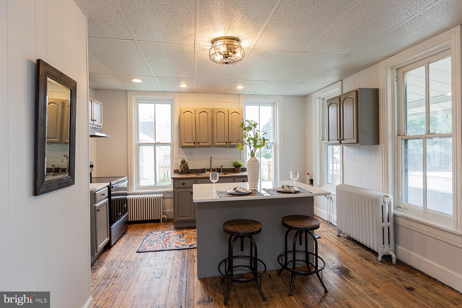 COLUMBIA - Residential Income