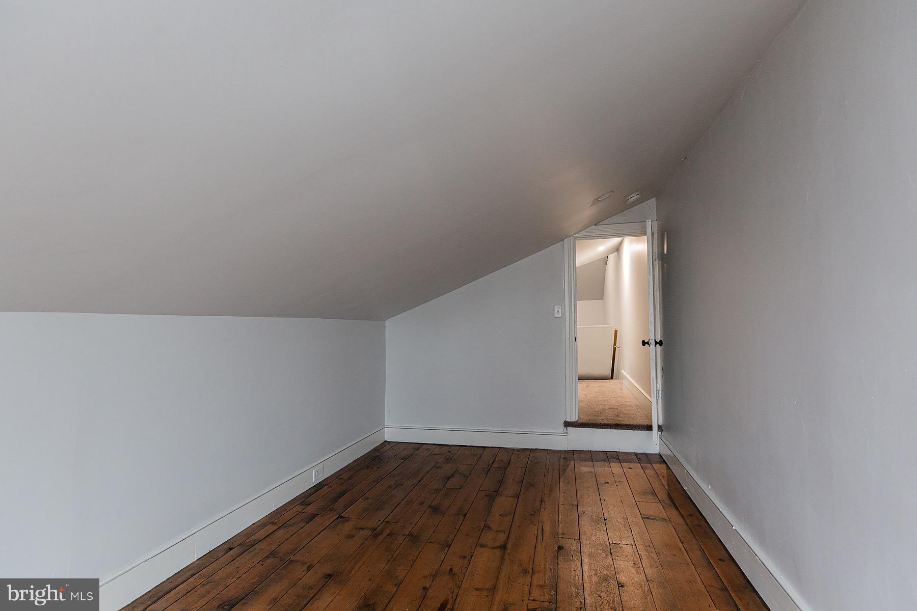 COLUMBIA - Residential Income