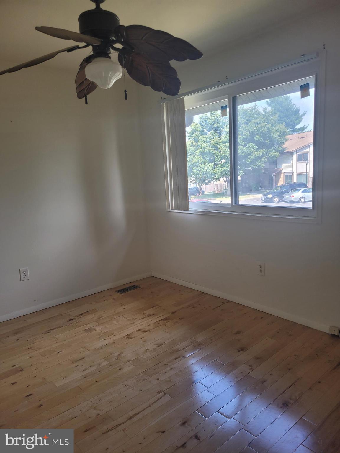 CINNAMON RIDGE CONDO - Residential Lease