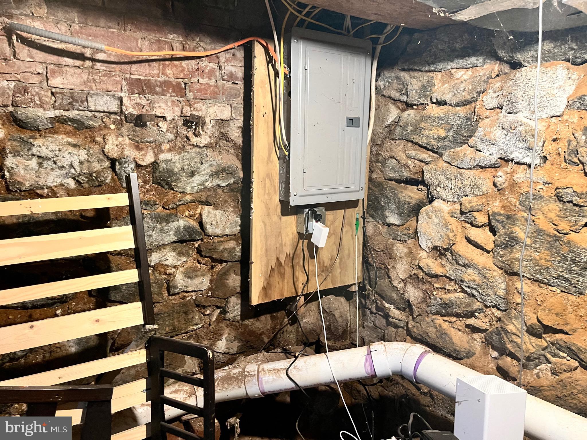 PHILADELPHIA (WEST) - Residential