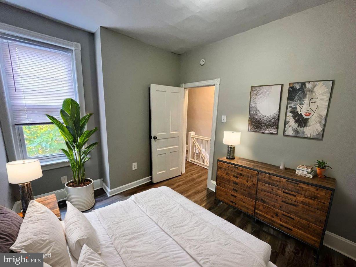 PHILADELPHIA (WEST) - Residential