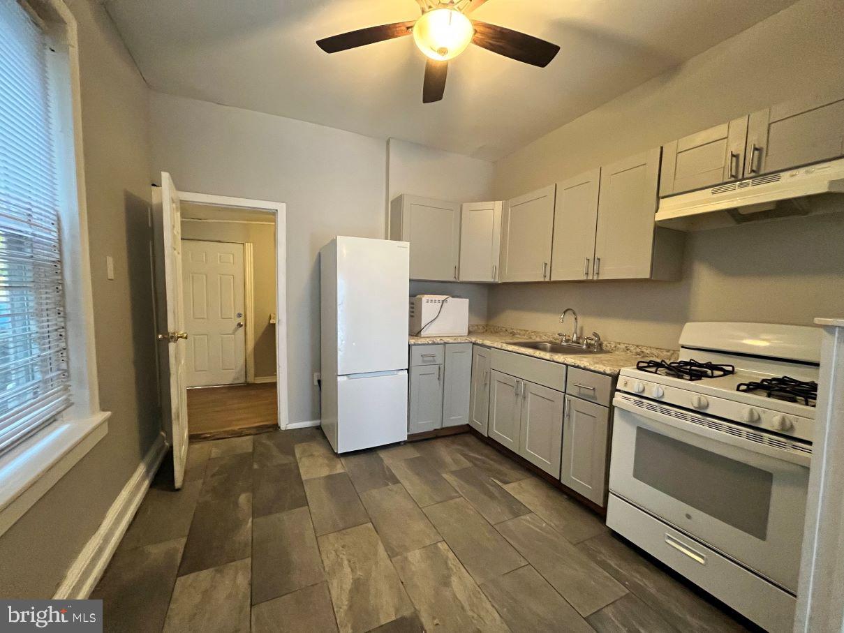 PHILADELPHIA (WEST) - Residential