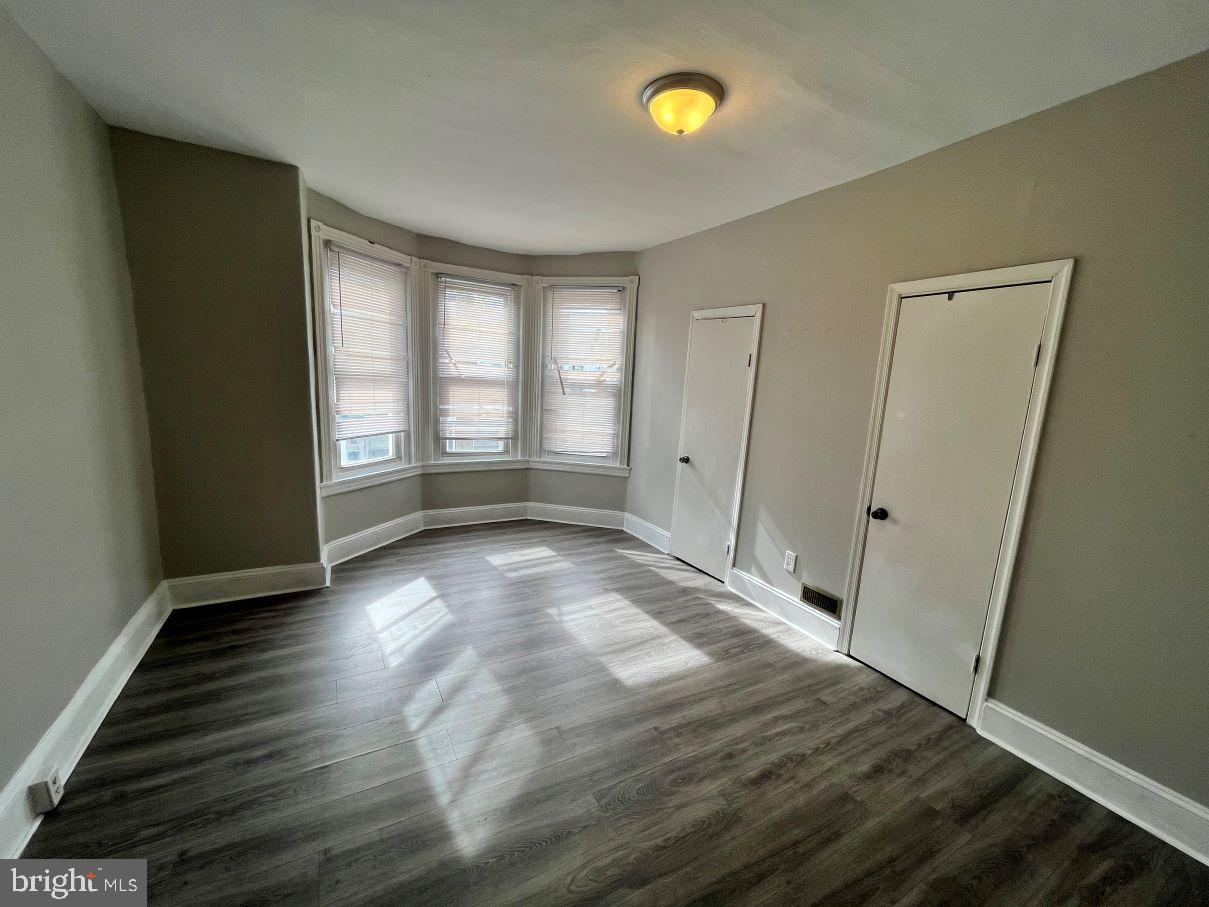 PHILADELPHIA (WEST) - Residential