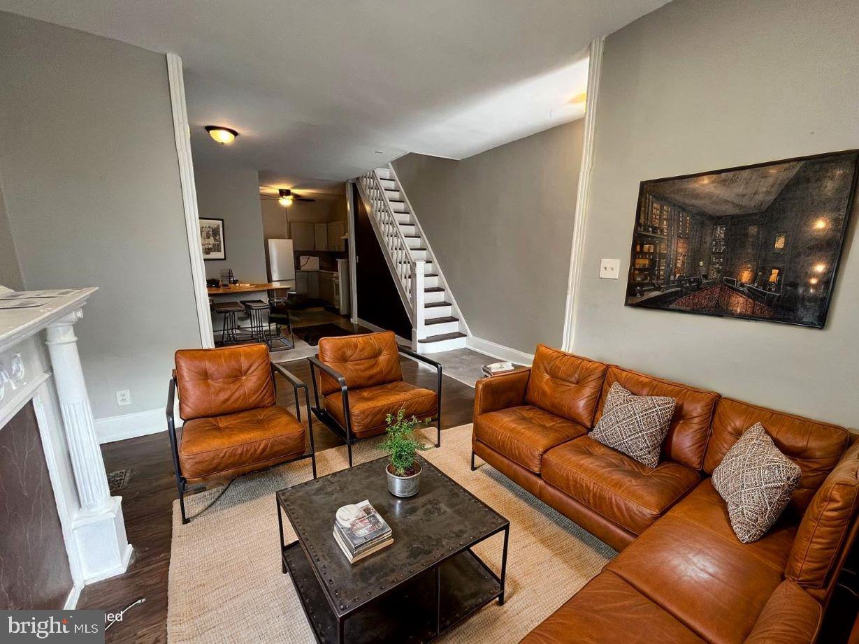 PHILADELPHIA (WEST) - Residential