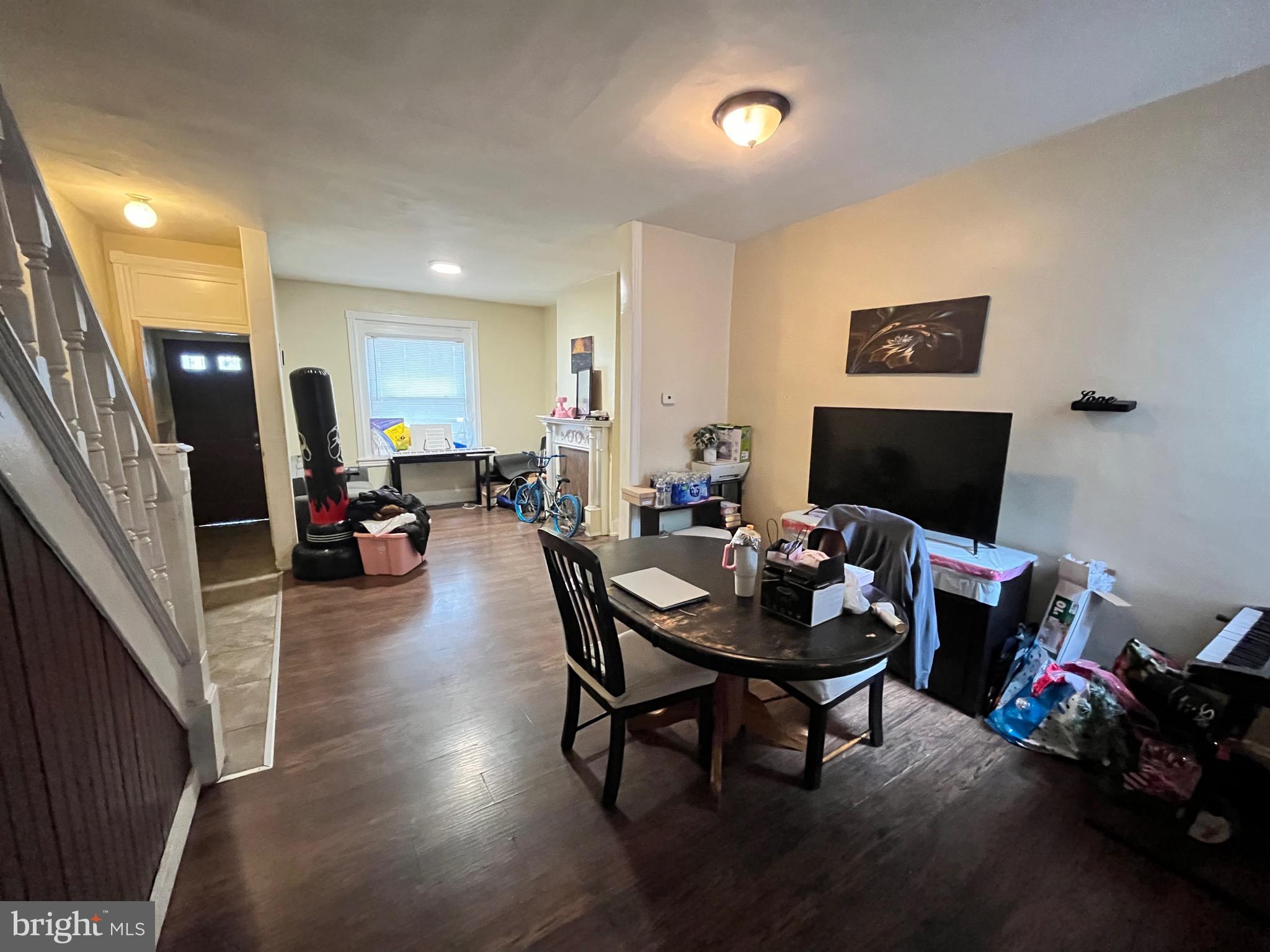 PHILADELPHIA (WEST) - Residential