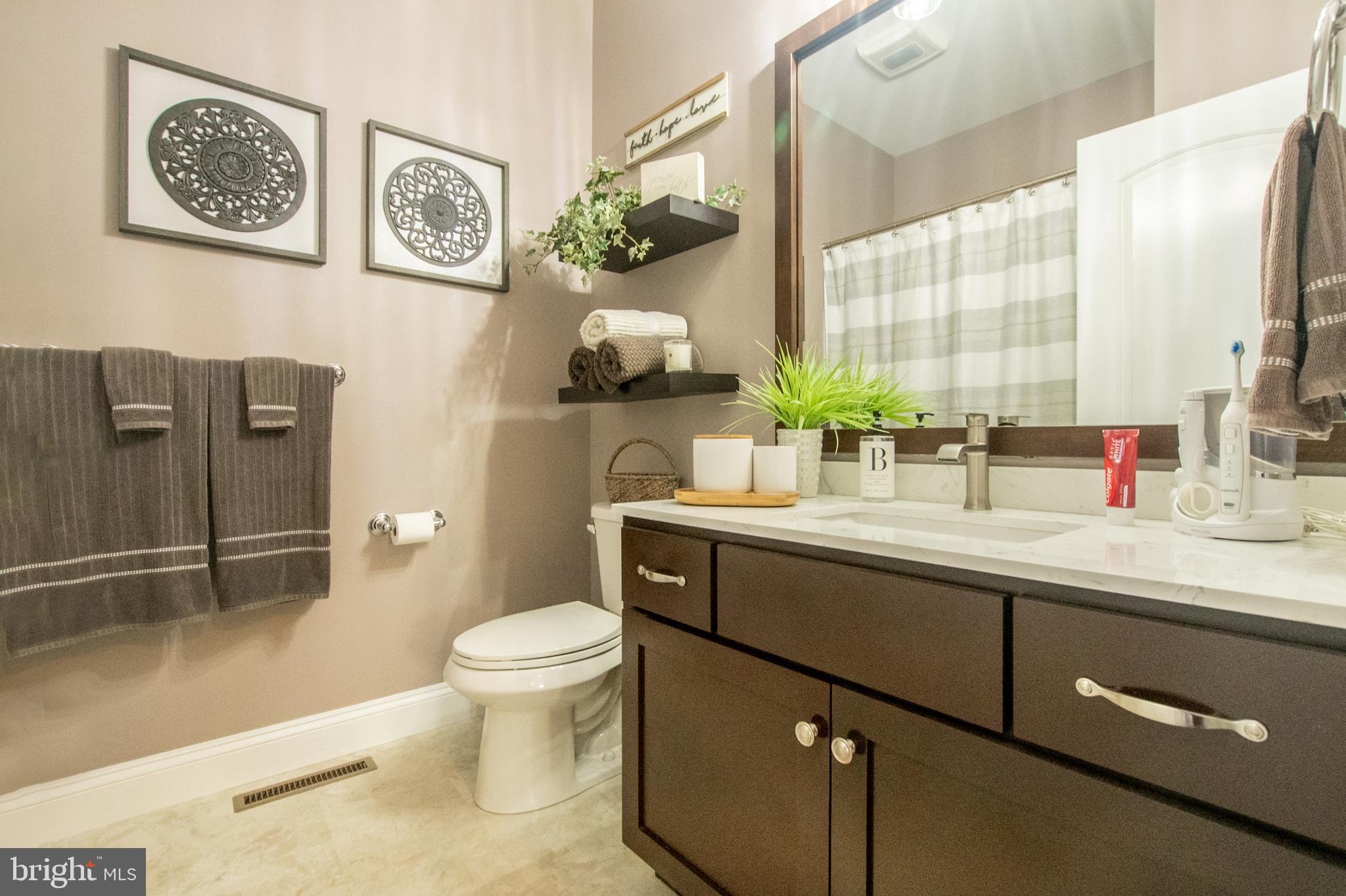 THE WOODS AT ROCK RAYMOND - Residential