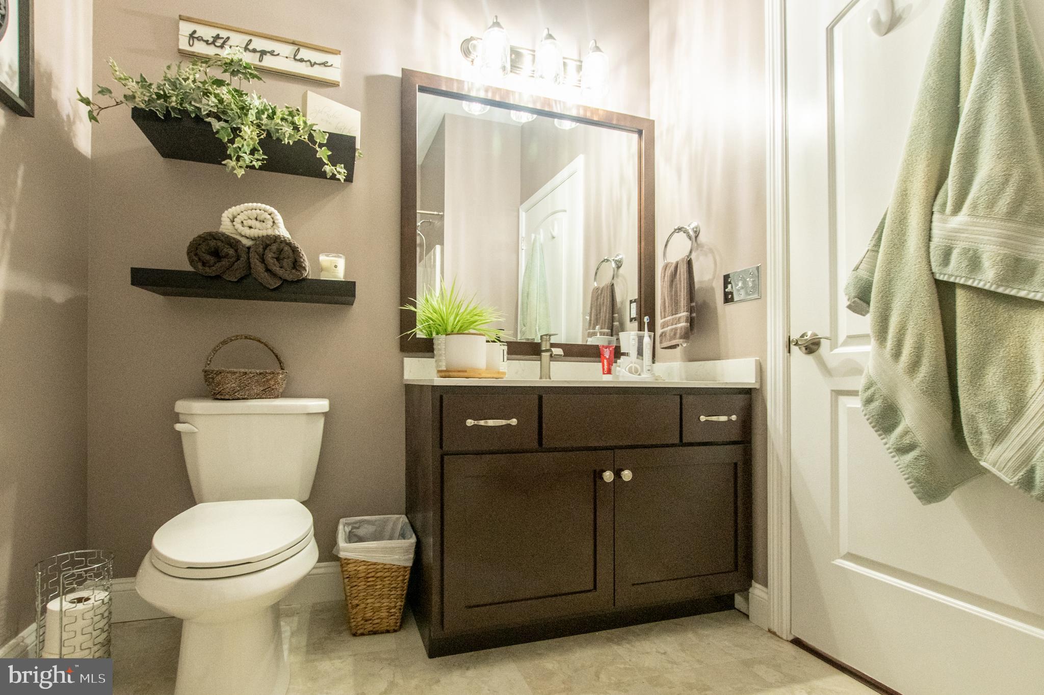 THE WOODS AT ROCK RAYMOND - Residential