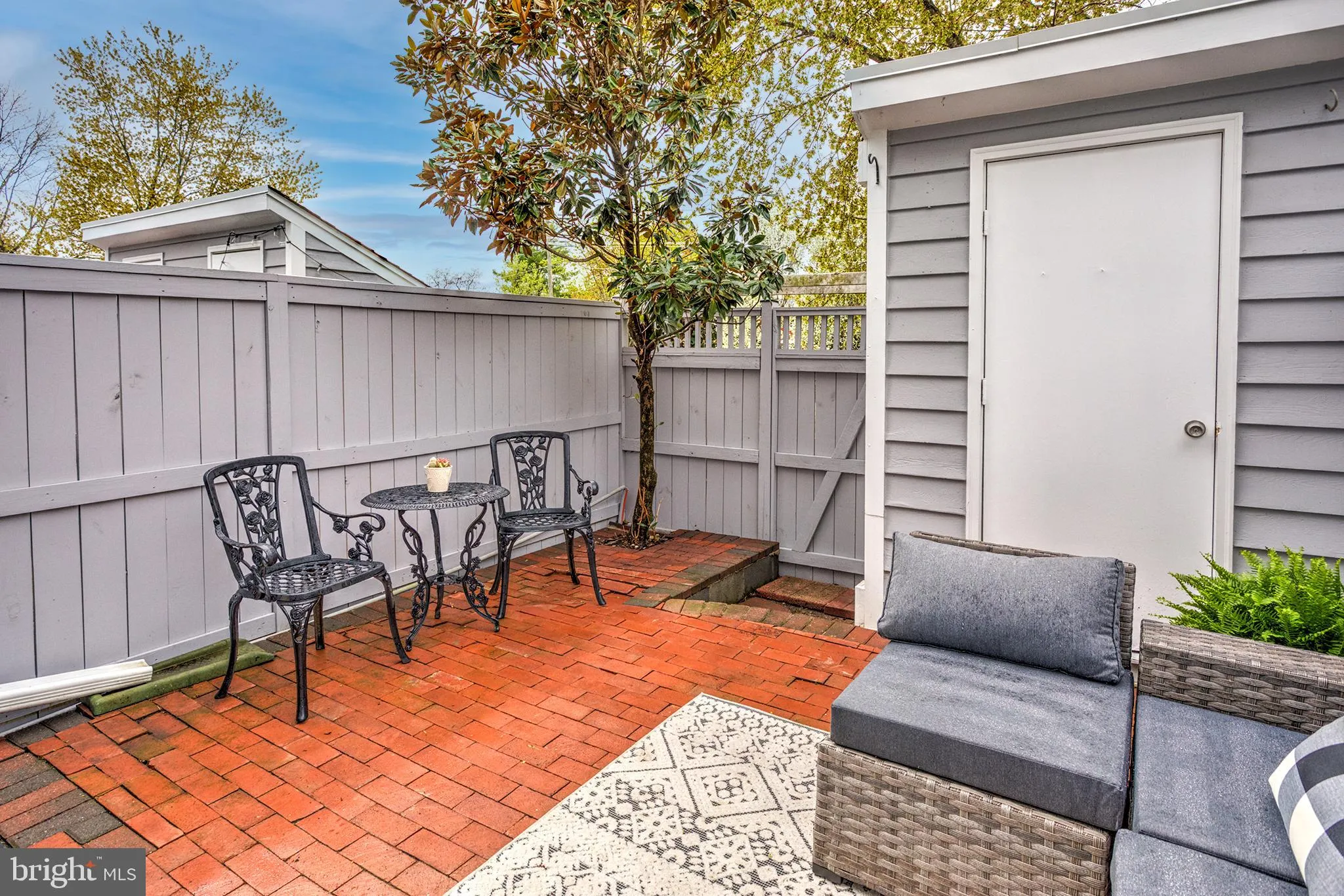 Leesburg, Virginia 20175, United States, 2 Bedrooms Bedrooms, ,2 BathroomsBathrooms,Residential,Active,105055