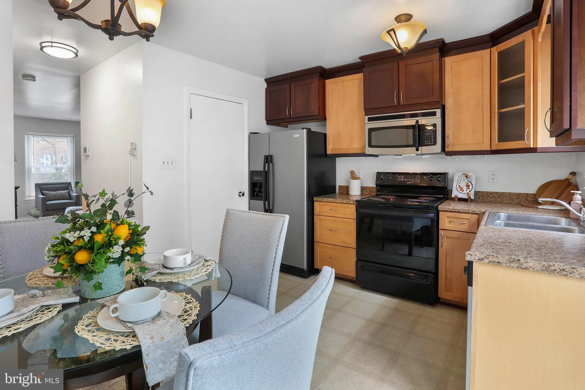 Leesburg, Virginia 20175, United States, 2 Bedrooms Bedrooms, ,2 BathroomsBathrooms,Residential,Active,105055