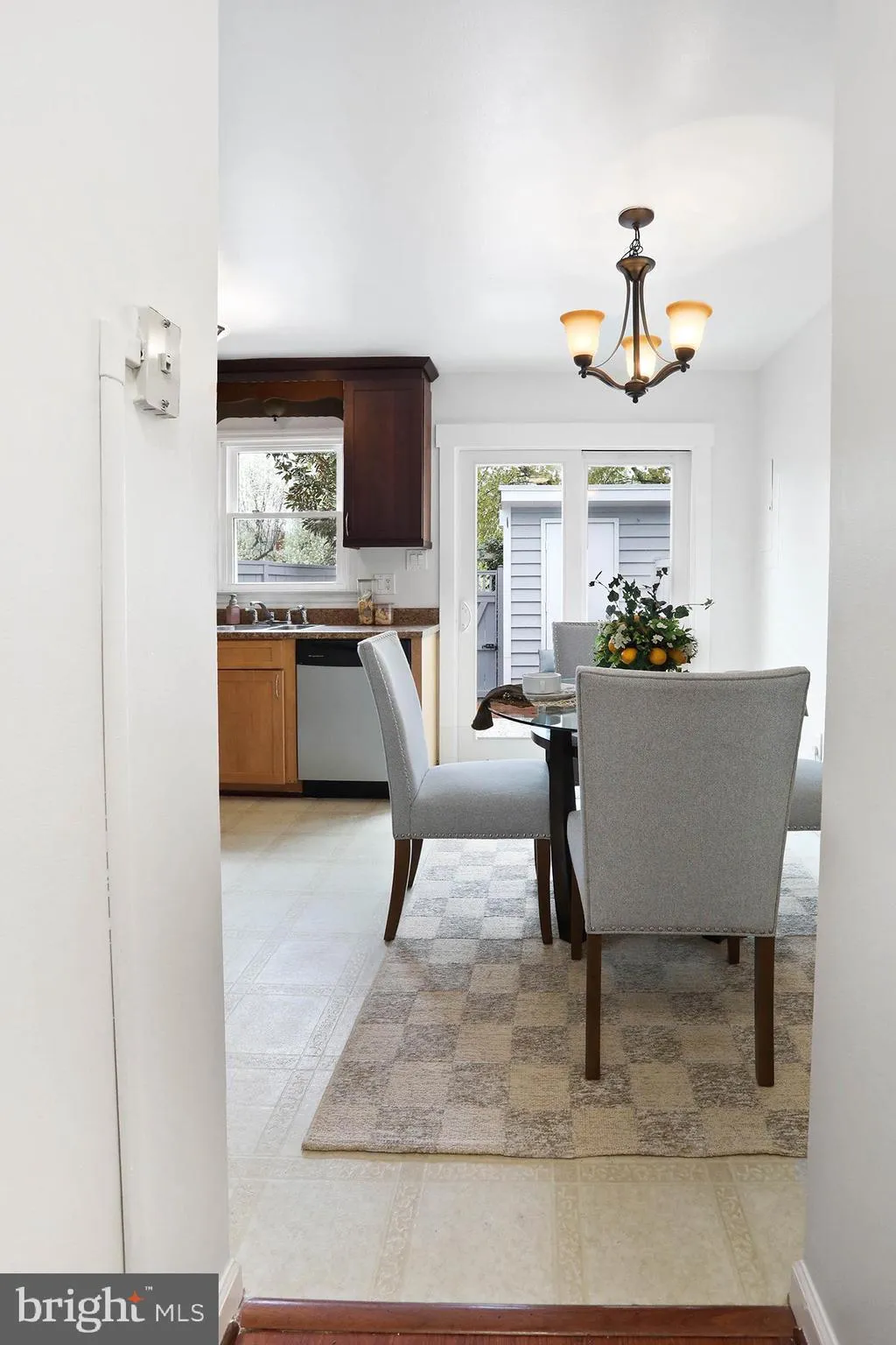 Leesburg, Virginia 20175, United States, 2 Bedrooms Bedrooms, ,2 BathroomsBathrooms,Residential,Active,105055