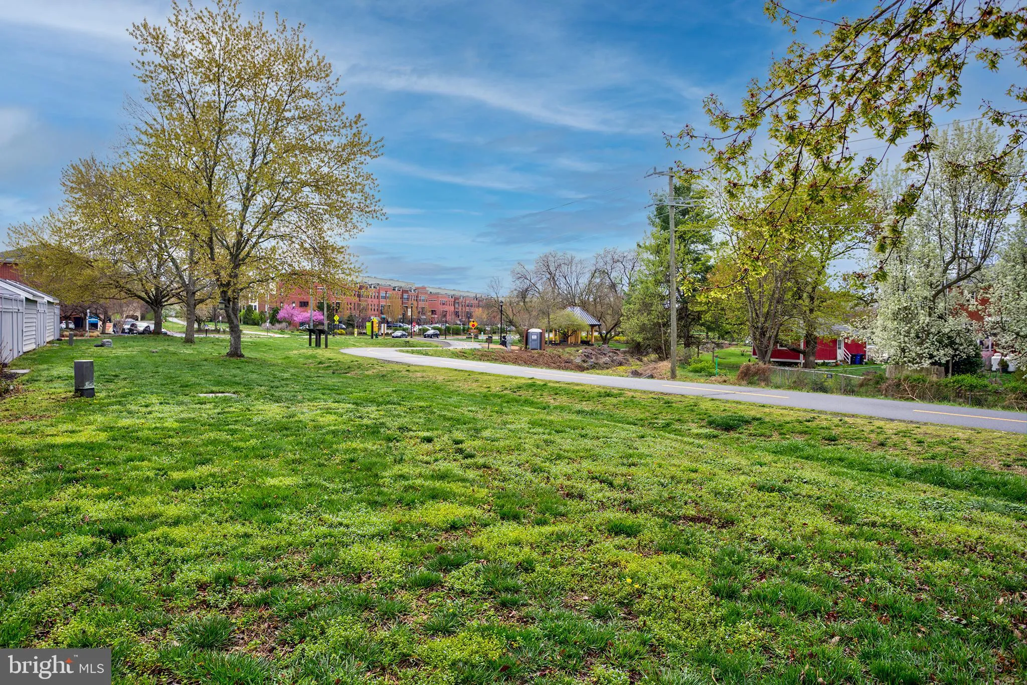 Leesburg, Virginia 20175, United States, 2 Bedrooms Bedrooms, ,2 BathroomsBathrooms,Residential,Active,105055