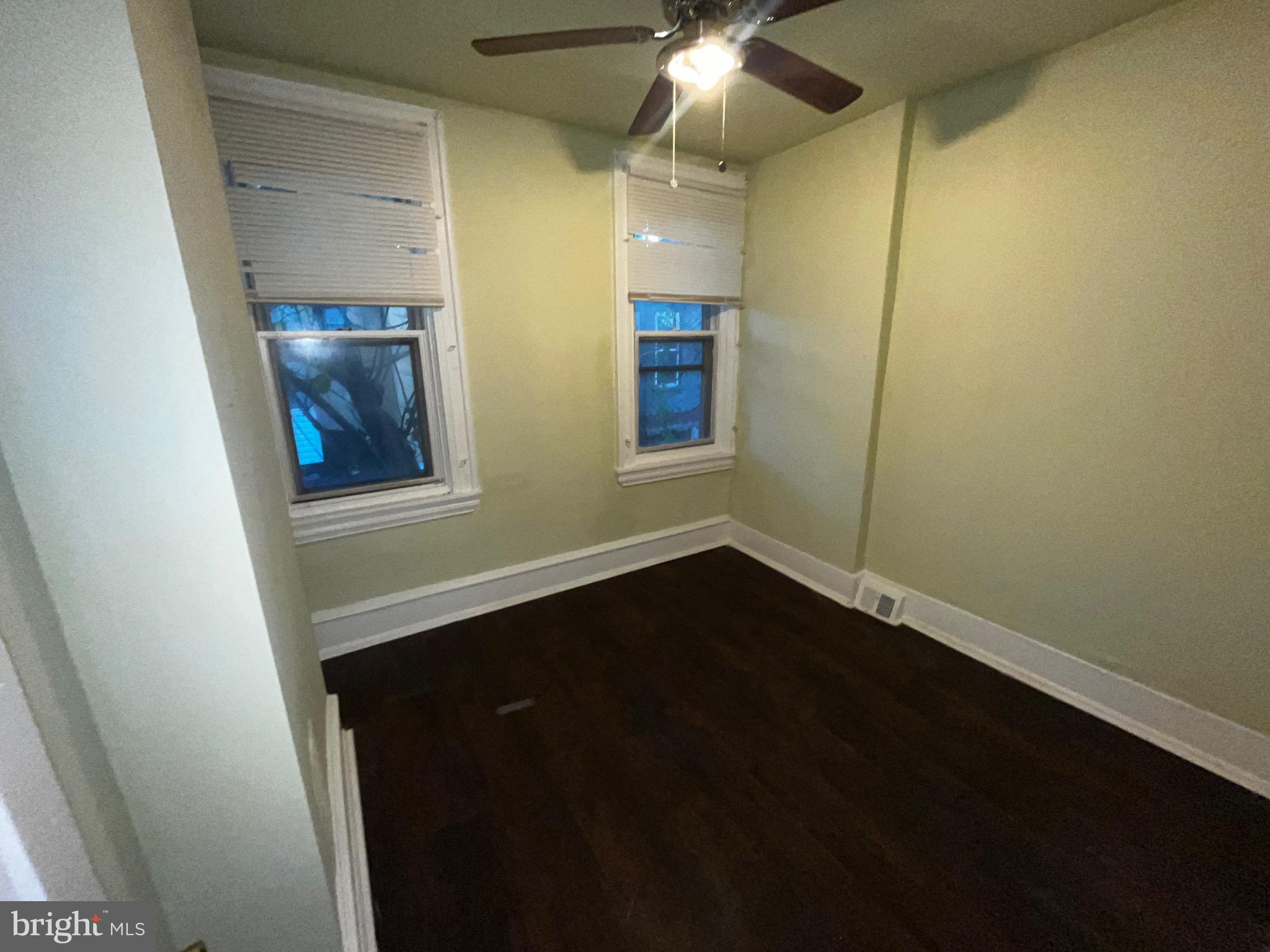 PHILADELPHIA (NORTH) - Residential Lease