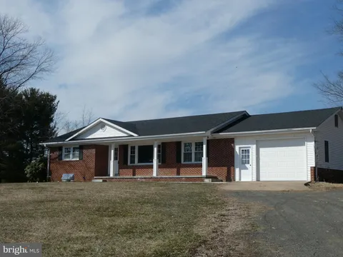 MLS: VAFQ2015610