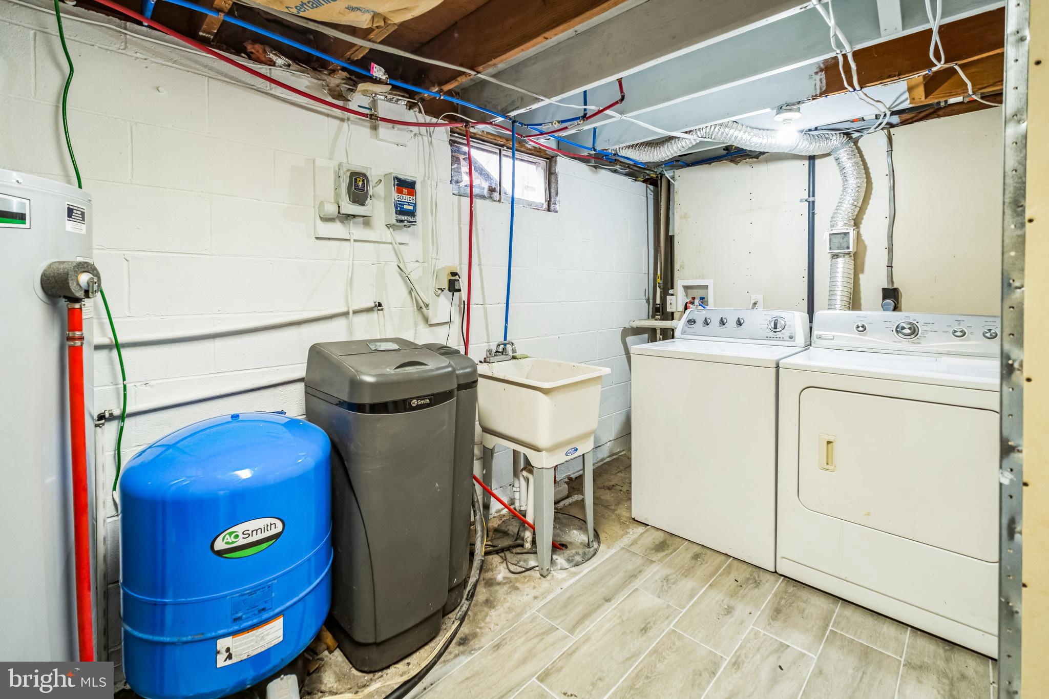 LOCUST LAKE VILLAGE - Residential