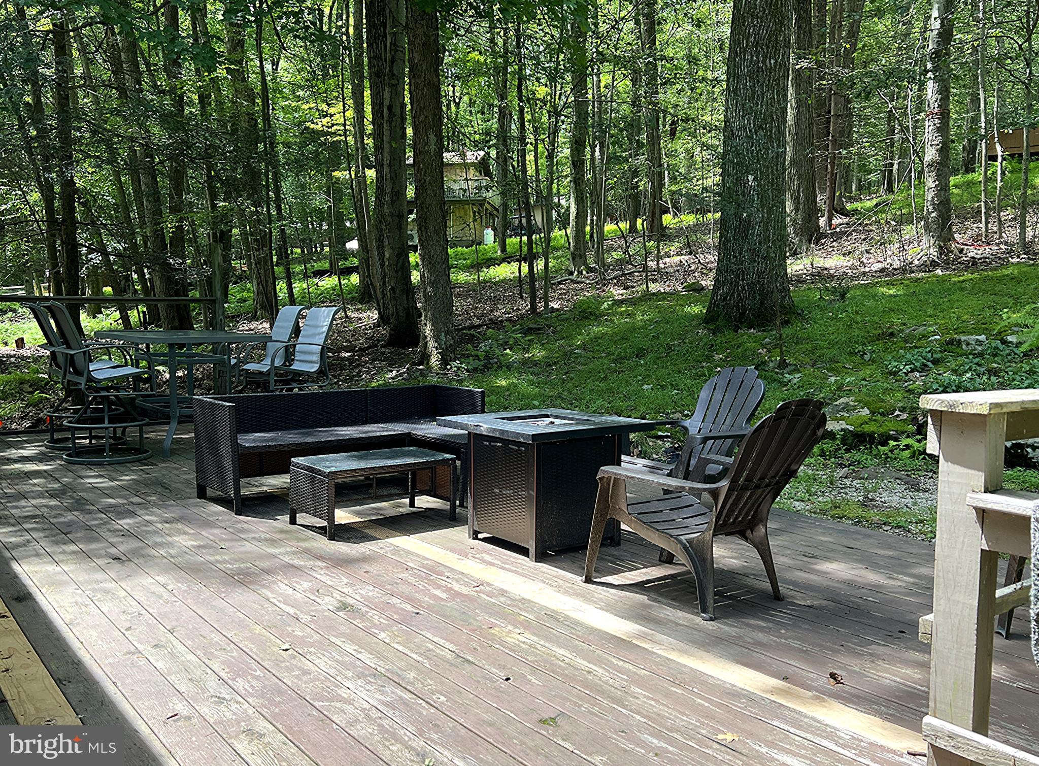 LOCUST LAKE VILLAGE - Residential