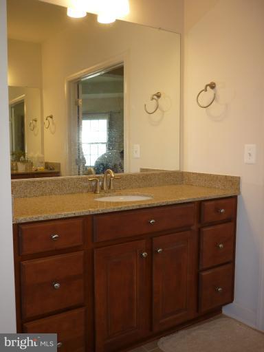 LITTLE RIVER COMMONS - Residential Lease